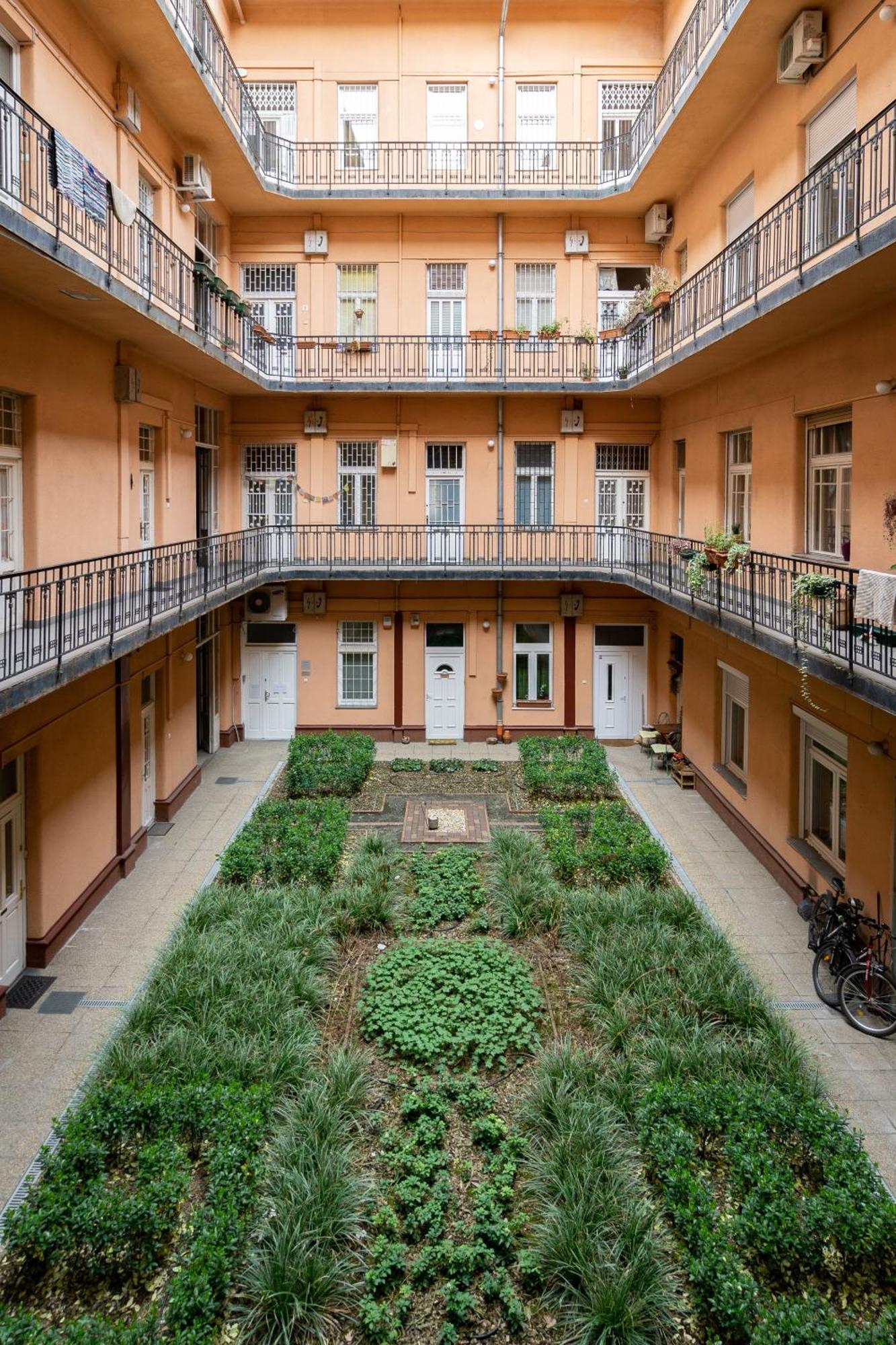 Jewel In Buda Apartment Budapest Exterior foto