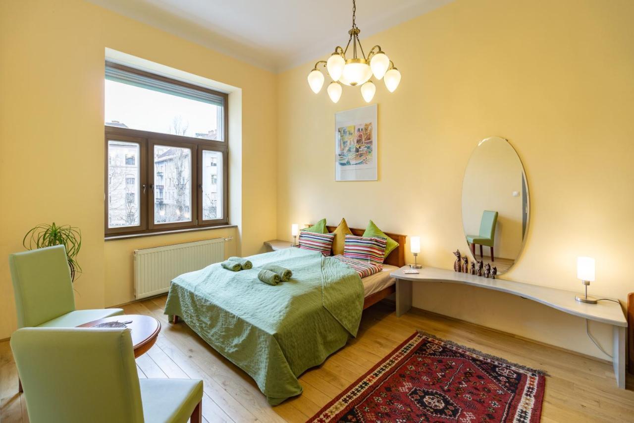 Jewel In Buda Apartment Budapest Exterior foto